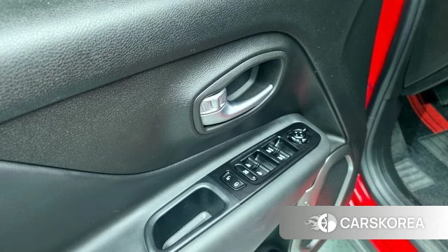 Jeep Renegade id 4281717 из Кореи 21