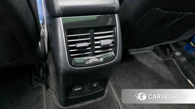 Kia Come New K7 id 4317918 из Кореи 21