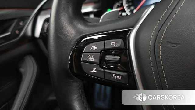 BMW 5 Series (G30) id 4339826 из Кореи 21