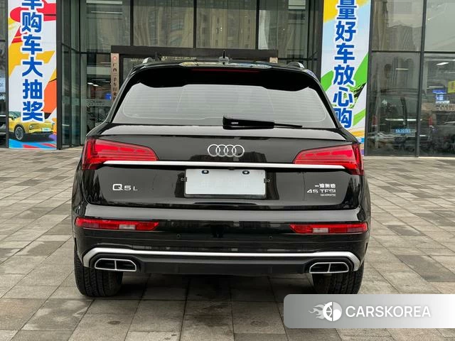 Audi Q5L id 3857939 из Китая 21