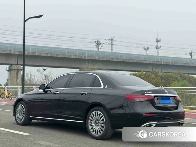 Mercedes-Benz E-class id 4209334 из Китая 21