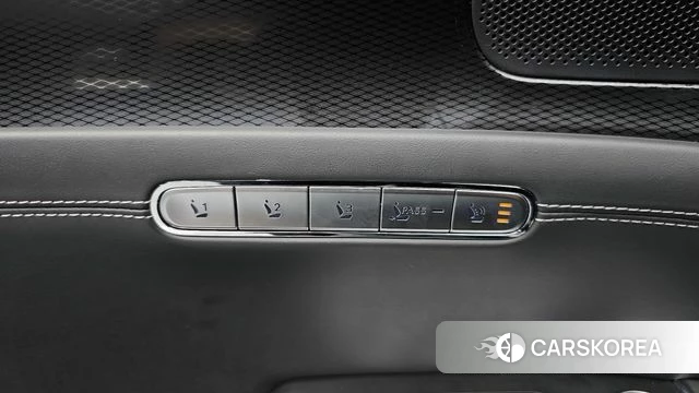 Genesis G90 (RS4) id 4475568 из Кореи 21
