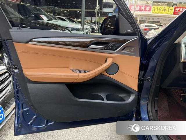 BMW X3 id 4211652 из Китая 21