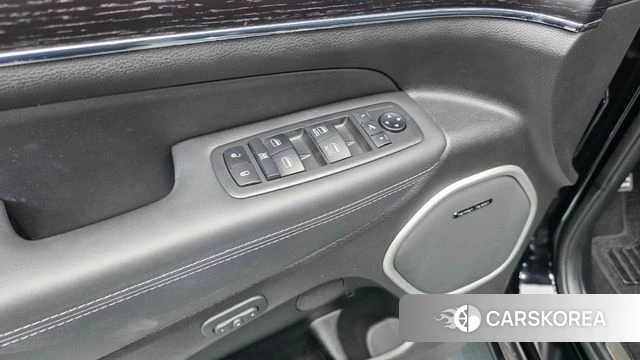 Jeep Grand Cherokee id 4586892 из Кореи 21