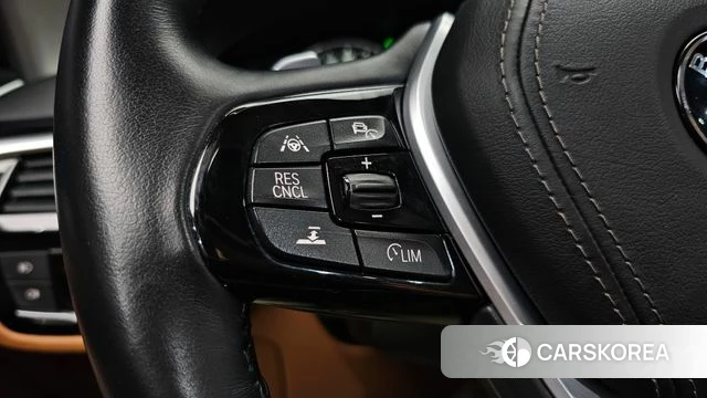BMW 5 Series (G30) id 4918933 из Кореи 21