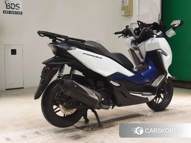 Honda FORZA id 4193837 из Японии 21