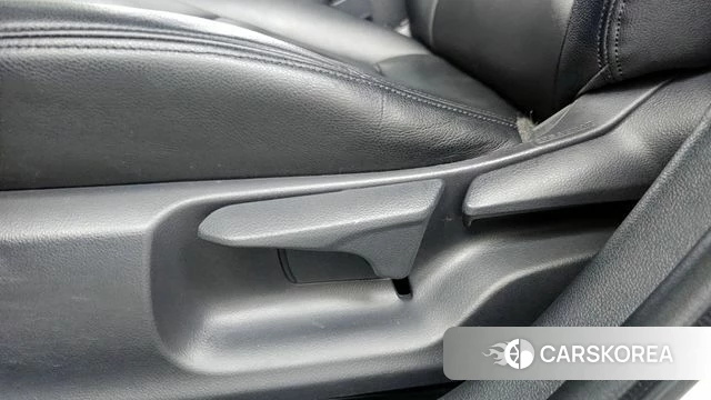 Toyota Prius 4th Generation id 4233063 из Кореи 21