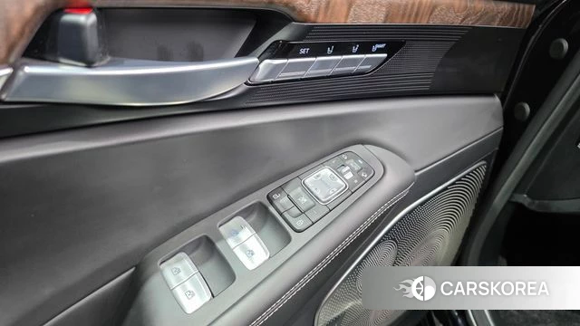 Genesis G90 id 4619605 из Кореи 21