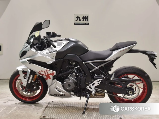 Suzuki GSX-8R id 3947461 из Японии 21