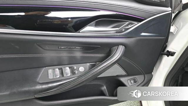 BMW 5 Series (G30) id 4708177 из Кореи 21