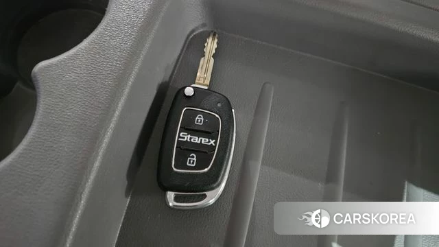 Hyundai The New Grand Starex id 4397558 из Кореи 21