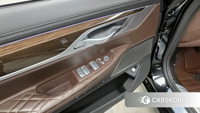 BMW 7 Series (G11) id 4383841 из Кореи 21