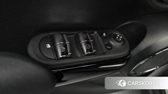 Mini Cooper S id 4794723 из Кореи 21