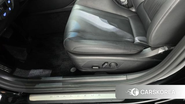 Hyundai Grandeur (GN7) id 4561128 из Кореи 21