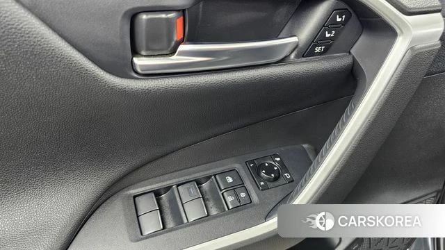 Toyota RAV4 5th Generation id 4542311 из Кореи 21