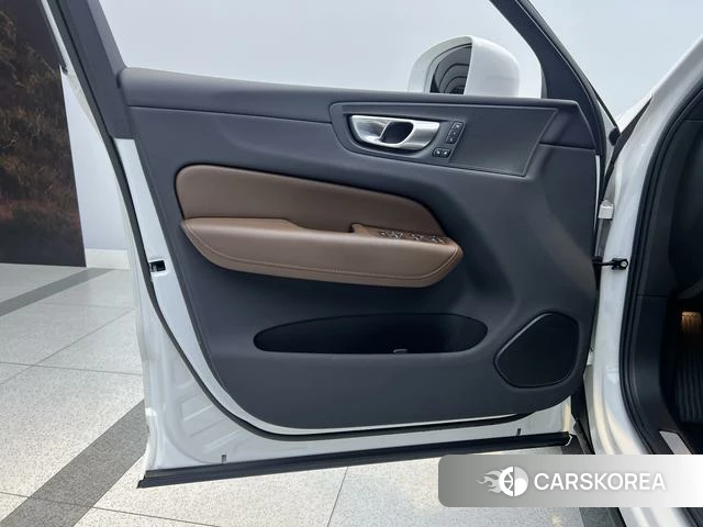 Volvo XC60 id 4209115 из Китая 21