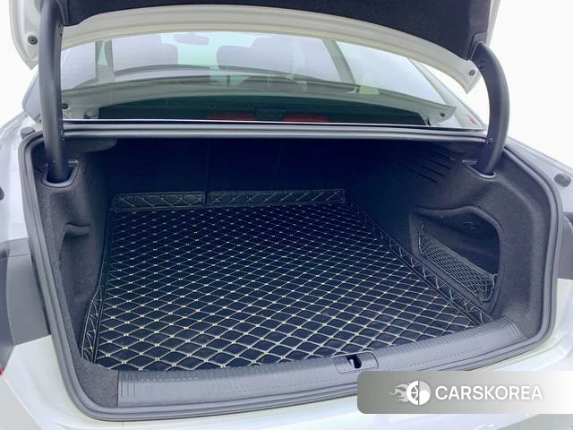 Audi A4L id 4297630 из Китая 21