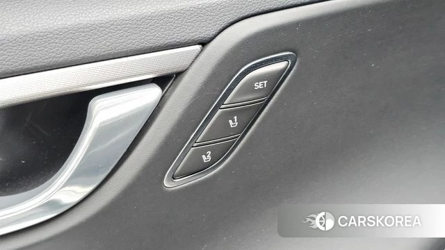 Hyundai The New Grandeur IG id 4894989 из Кореи 21