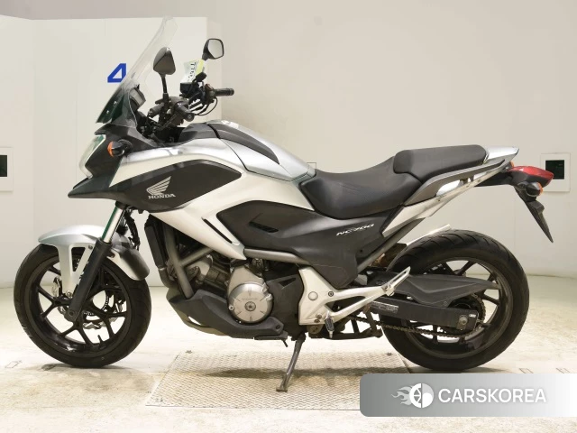 Проданный Honda NC700X DCT 2013 из Японии