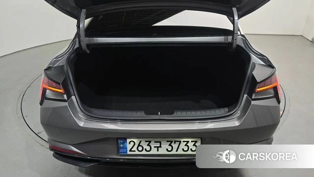 Hyundai Avante Hybrid (CN7) id 4232137 из Кореи 21