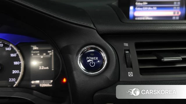 Lexus CT200h id 4502557 из Кореи 21