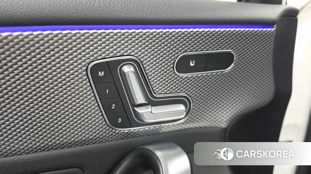 Mercedes-Benz A-Class W177 id 4758181 из Кореи 21