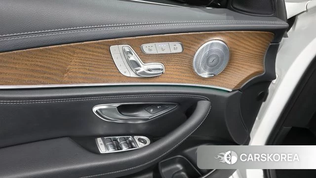 Mercedes-Benz E-Class W213 id 4625550 из Кореи 21