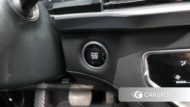 Ssangyong The New Rexton Sports Cannes id 4463112 из Кореи 21