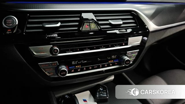 BMW 5 Series (G30) id 4591824 из Кореи 21