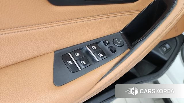 BMW 5 Series (G30) id 4471813 из Кореи 21