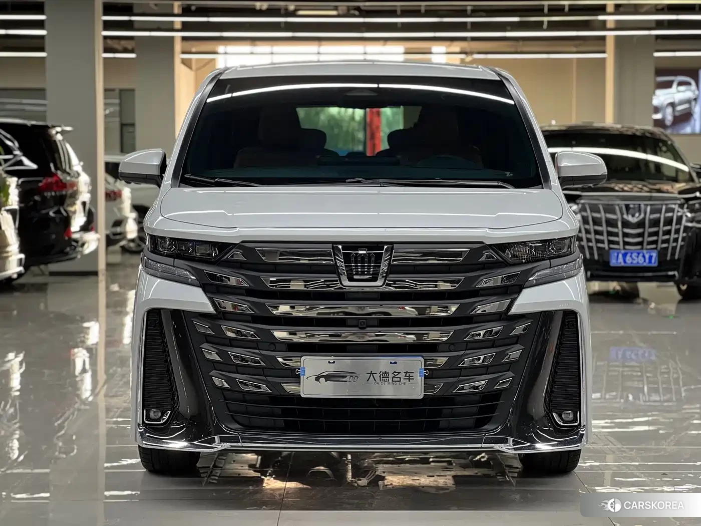 Toyota Vellfire id 4622437 из Китая 21