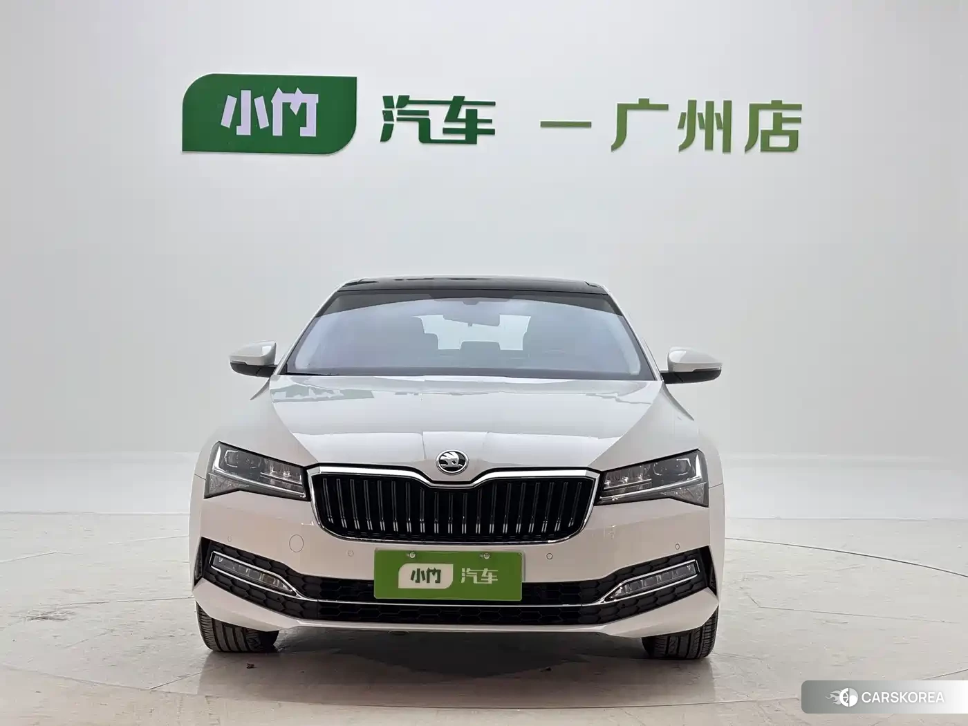 Skoda Superb id 4601761 из Китая 21