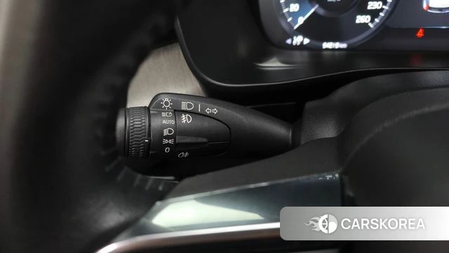 Volvo XC40 id 4677137 из Кореи 21