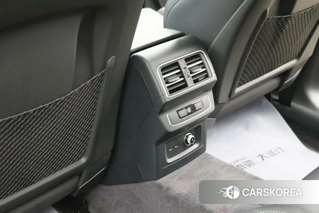 Audi Q5L id 4210454 из Китая 21