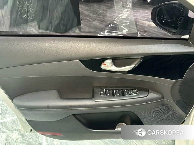 Kia K3 id 4334908 из Китая 21