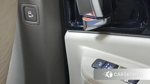 Kia The New Carnival 4th Generation id 4432486 из Кореи 21