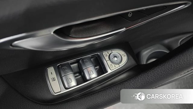 Mercedes-Benz E-Class W213 id 4894321 из Кореи 21