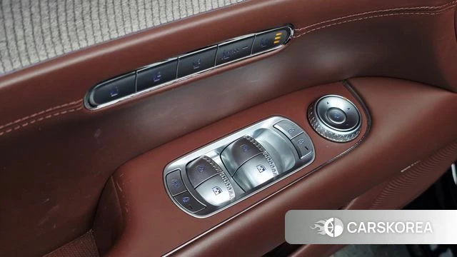 Genesis G90 (RS4) id 4624168 из Кореи 21