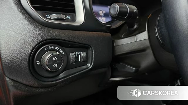 Jeep Renegade id 4396210 из Кореи 21