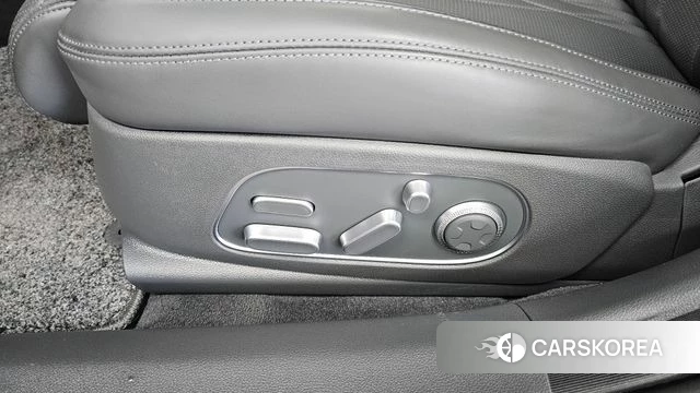 Genesis G90 (RS4) id 4516054 из Кореи 21