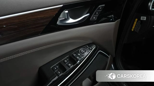 Kia All New K7 Hybrid id 4294959 из Кореи 21