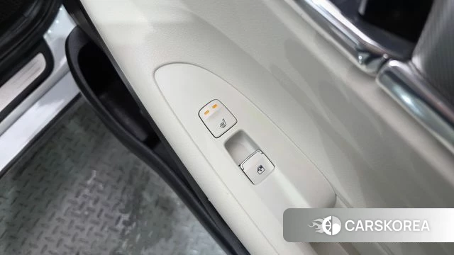 Hyundai The New Grandeur IG Hybrid id 4735757 из Кореи 21