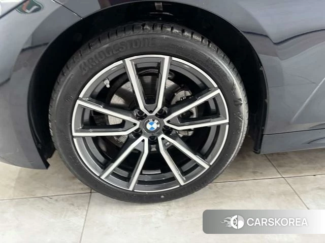 BMW 3 series id 4299463 из Китая 21