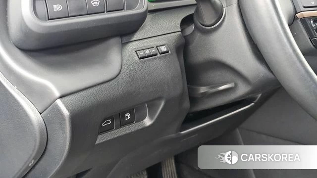 Toyota Crown Crossover id 4590174 из Кореи 21