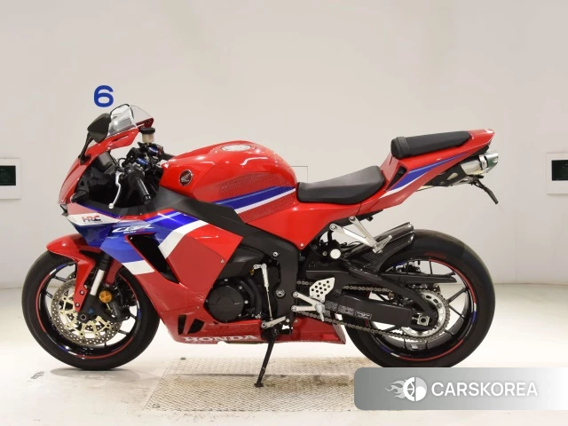 Honda CBR600RR id 4184247 из Японии 21