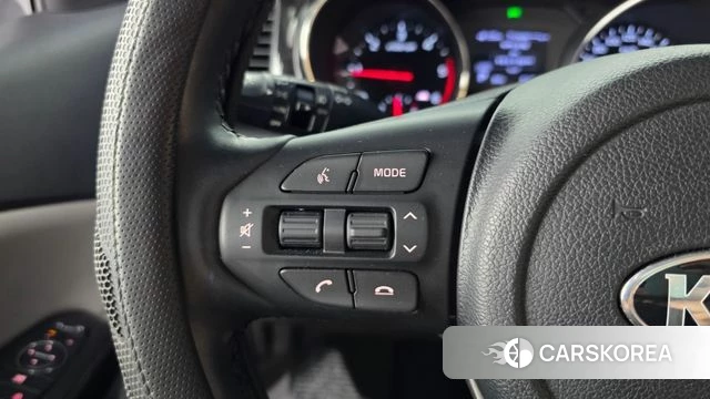 Kia The New Carnival id 4677476 из Кореи 21
