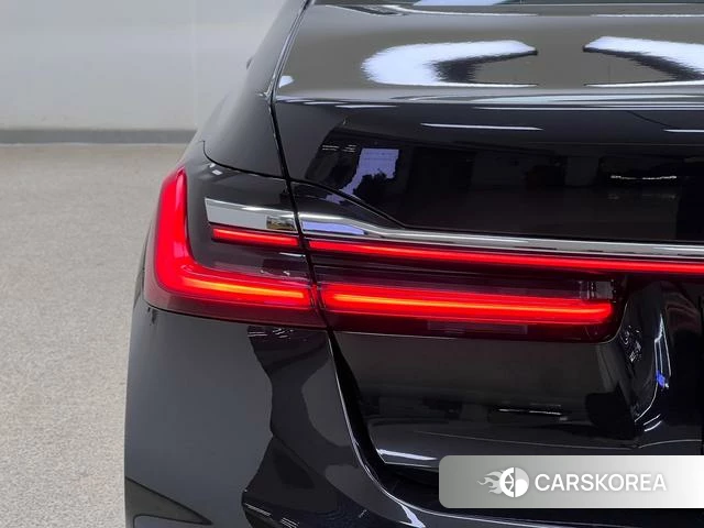 BMW 7 series id 3902341 из Китая 21