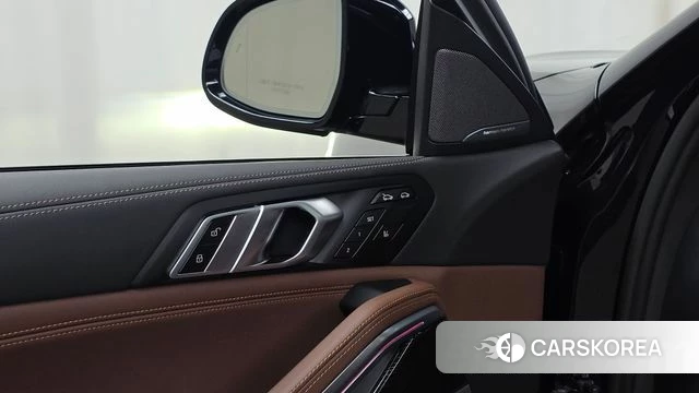 BMW X6 (G06) id 4570953 из Кореи 21