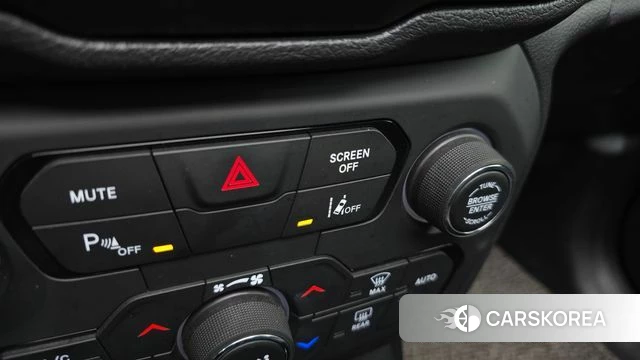 Jeep Renegade id 4770541 из Кореи 21