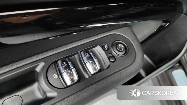 Mini Cooper Clubman id 4283428 из Кореи 21